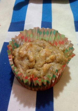 Una foto de Muffins de manzana, plátano y zanahoria