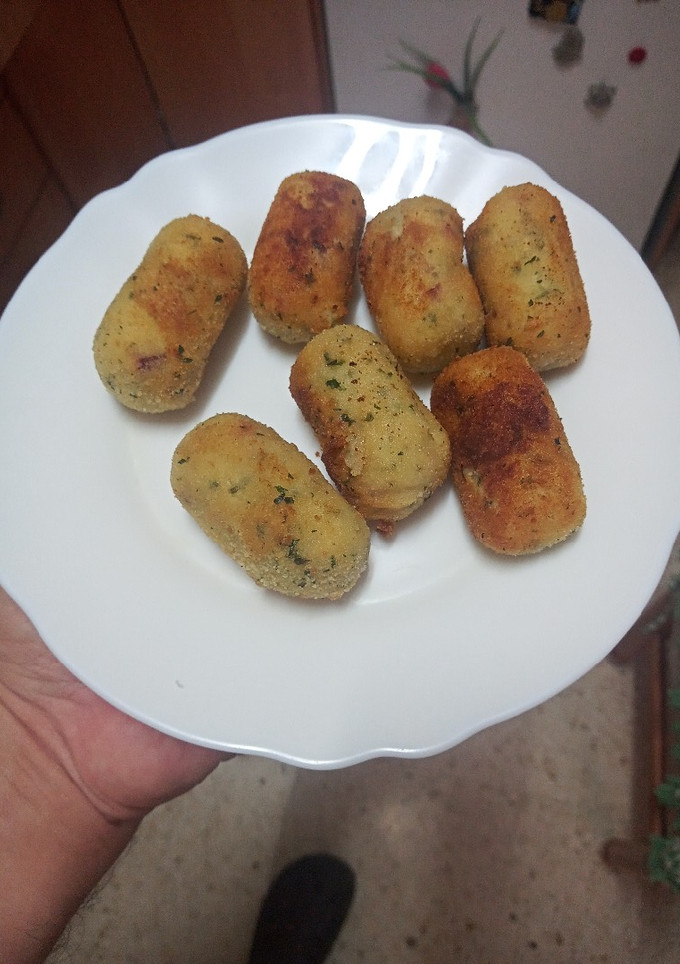 Una foto de Croquetas de puré de papas revolcón