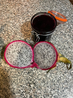 صورة لوصفة مربي فاكهة التنين (dragon fruit)