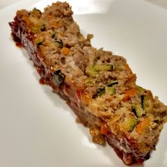 Meatloaf with veg and tangy glaze A picture of Meatloaf with veg and tangy glaze.