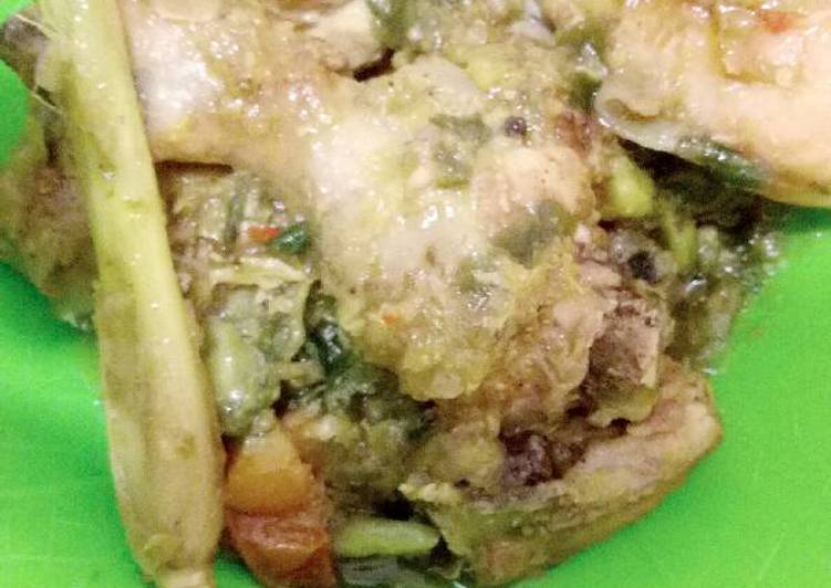 Resep Ayama Bumbu Hijau Super Pedas yang nikmat