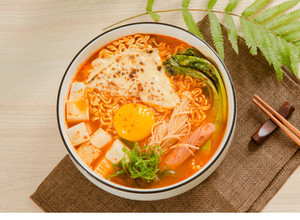韓式部隊鍋 的食譜成品照片