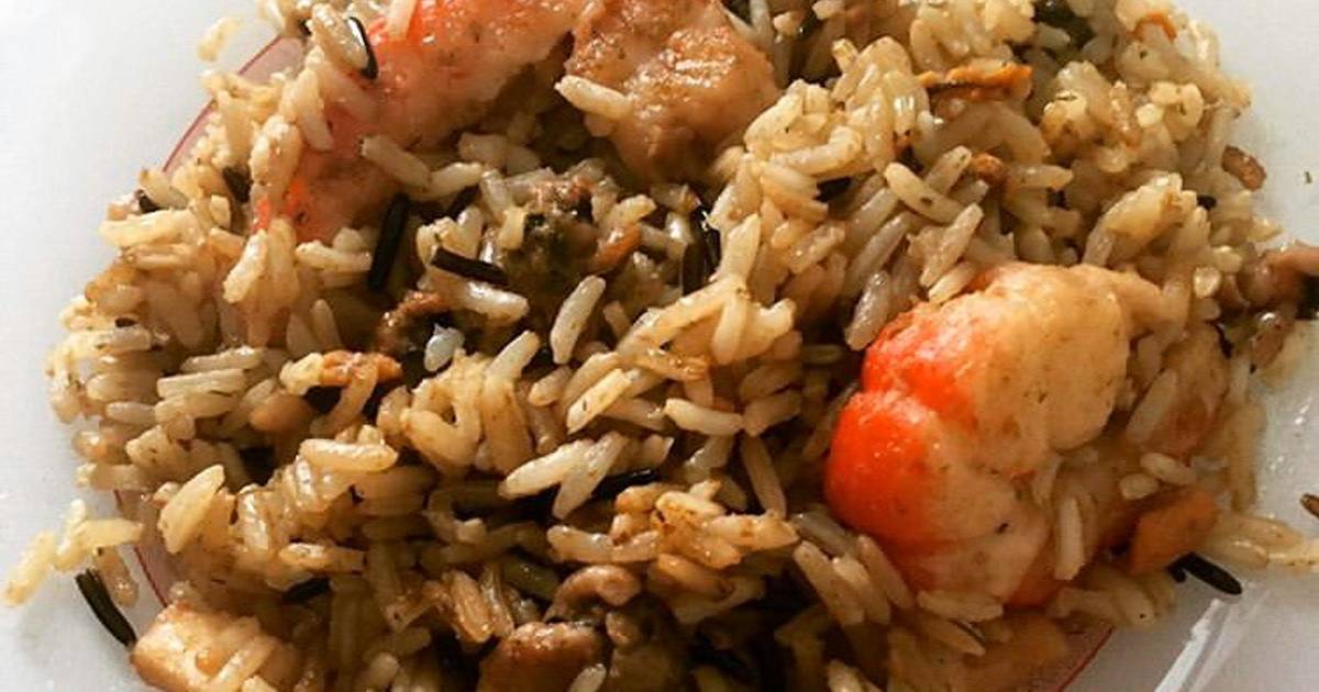 Смесь риса с курицей. Дикий рис с морепродуктами. Бурый рис. Бурый рис с рыбой. Дикий рис с овощами.