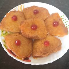 A picture of Badam puri.