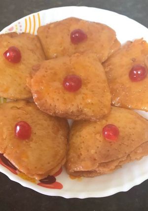A picture of Badam puri.
