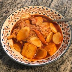 A picture of Tteokbokki (Spicy Rice Cake) with Seafood.