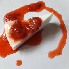 A picture of Haupia - Hawaiian Puding.