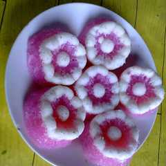 รูปของ Putu Ayu Bihun
