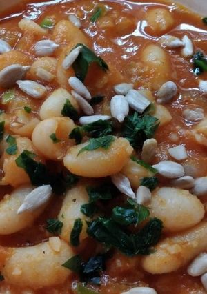 Una foto de Curry de porotos blancos. (VEGANO)