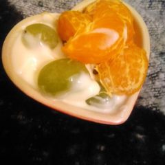 A picture of Fruity start to the morning 🌞.