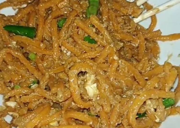 Mie gomak goreng foto resep utama