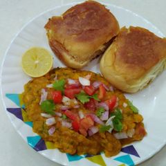 A picture of Pav bhaji.
