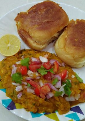 A picture of Pav bhaji.