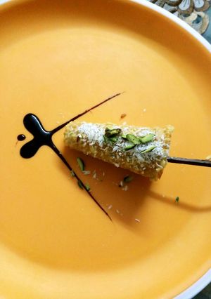 A picture of Mava kulfi in summer.