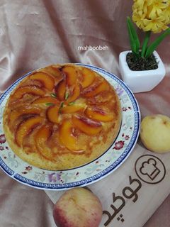 عکسی از دستور کیک آپساید داون هلو (کیک هلو برگردان) در پلوپز