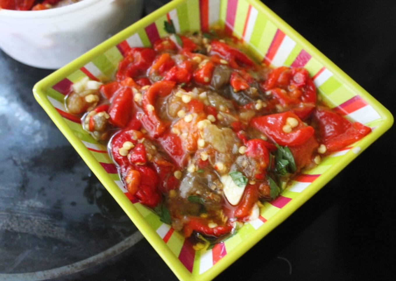 Ensalada de pimientos y berenjena asada