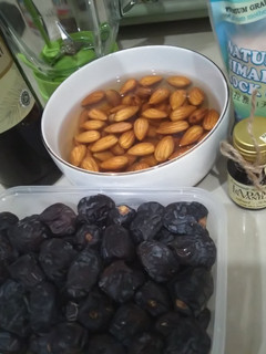 Foto resep Dates Almond Milk (Susu kurma almond)