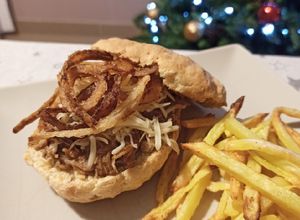 Foto principal de Bocadillo estilo pulled pork pero de mi pollo con chocolate
