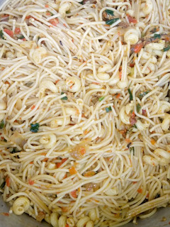 A picture of Spaghetti and Macaroni.