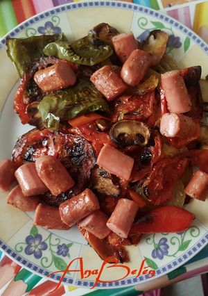 Una foto de Verduritas al horno,¡ Y por que no!! con su acompañamiento