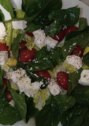 A picture of Fresh Spinach and Feta Salad.