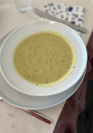 Póréhagyma leves recept fotója