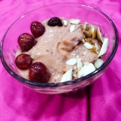 Smoothie bowl A picture of Smoothie bowl.