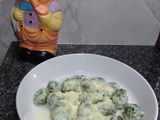 Malfatti de espinaca con ricota casera y salsa blanca con puerro y verdeo 💚