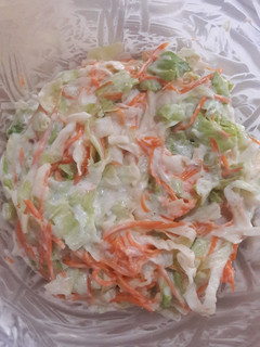 Foto resep Simple Coleslaw Salad with Lettuce