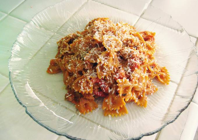 Farfalle pasta with soy