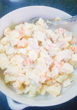 Hình của món Salat Nga (dọn tủ 🤣).