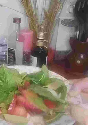 Foto principal de Ensalada de espinacas y fresas