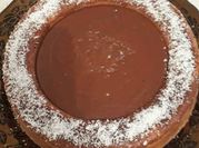 Une photo de flan chocolat