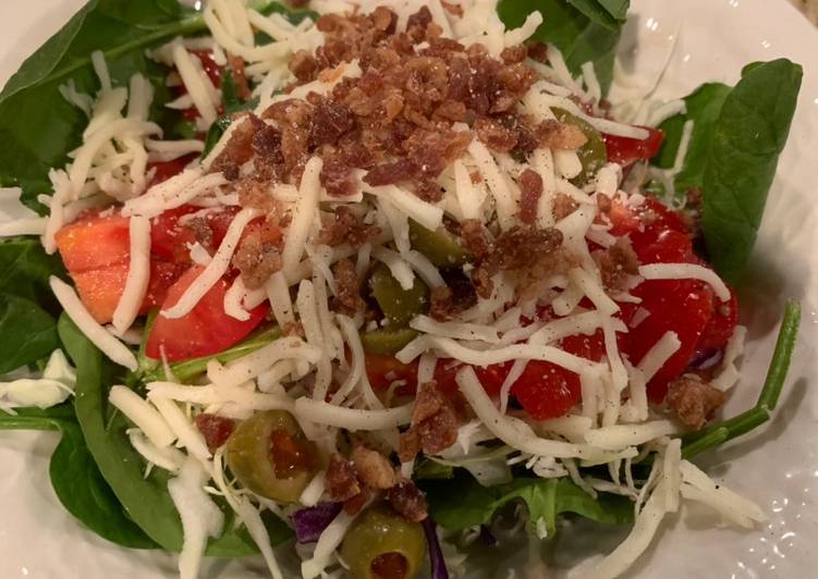 Recipe of Any-night-of-the-week Spinach Salad