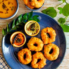 A picture of Meduwada / Sambhar wada.