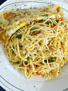 वेज नूडल्स(veg noodles recipe in hindi) रेसिपी मुख्य फोटो