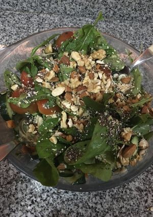 Una foto de Ensalada crudivegana