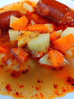 Krumplileves kolbásszal recept fotója