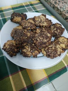 Una foto de Galletas de avena con chocolate