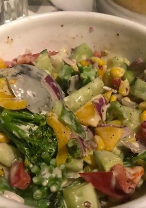 A picture of Nutricious Salad.