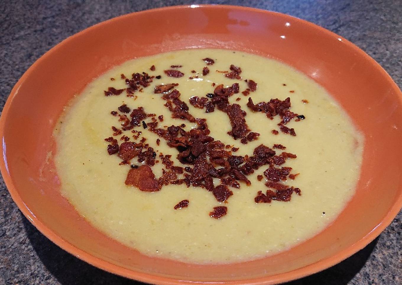 Bacon, Leek And Potato Soup