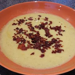 A picture of Bacon, Leek And Potato Soup.