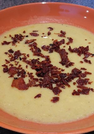 A picture of Bacon, Leek And Potato Soup.