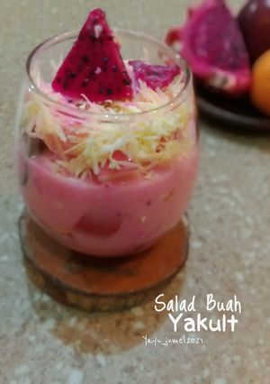 Foto resep Salad Buah Yakult