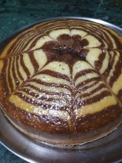 मार्बल केक (Marble cake recipe in Hindi) रेसिपी मुख्य फोटो