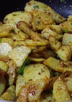 A picture of Aloo fry.