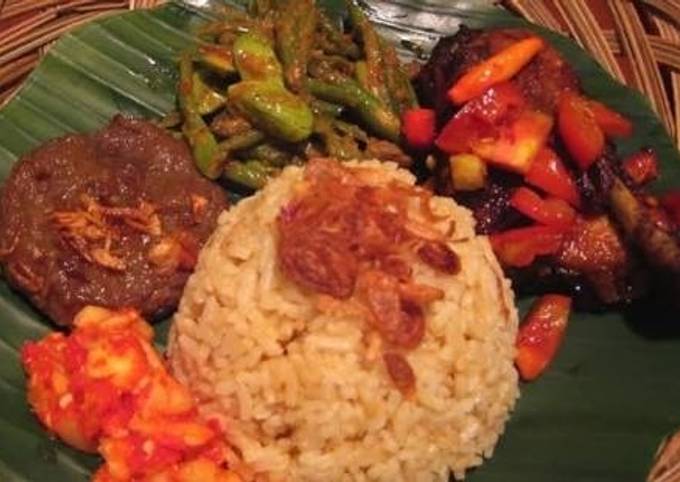 Bagaimana Membuat Nasi Minyak Palembang yang Bikin Ngiler
