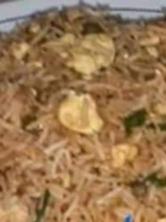 चिकन फ्राइड राइस (Chicken fried rice recipe in Hindi) रेसिपी मुख्य फोटो