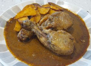 Una foto de Muslos de pollo al piri piri