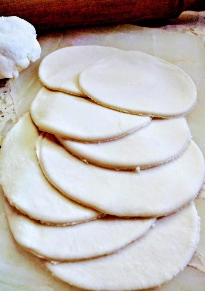 Una foto de Masa de empanadas o pastelitos para freír